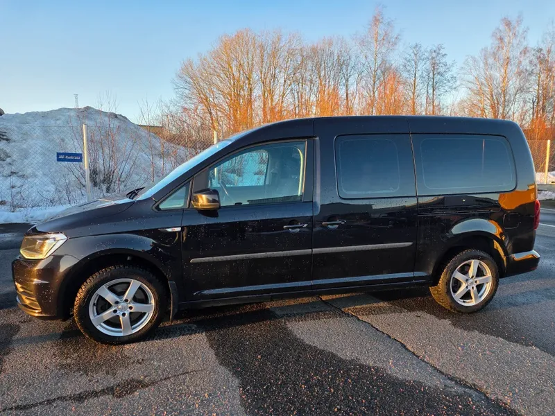 Henkilöauto VW Caddy Maxi – vuokralla MS-Vuokraukselta Lappeenrannassa