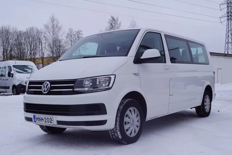 Pikkubussi VW Transporter Kombi 1+8 – vuokralla MS-Vuokraukselta Lappeenrannassa